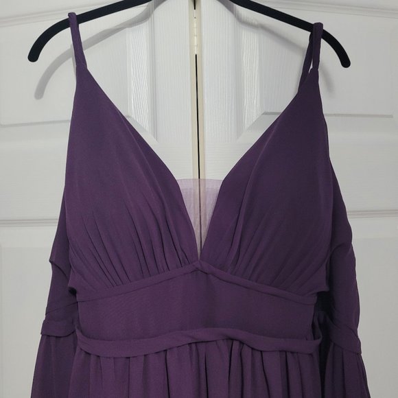 New plus size bridesmaid or wedding guest dress from Azazie. Size 24. - Picture 3 of 8